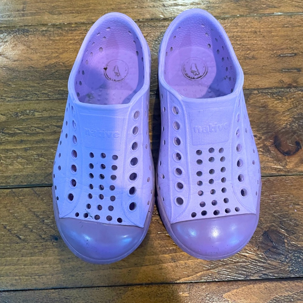 Native Jefferson kids shoes C8